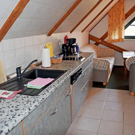 Lindenhof Gro_zicker * Groß Zicker